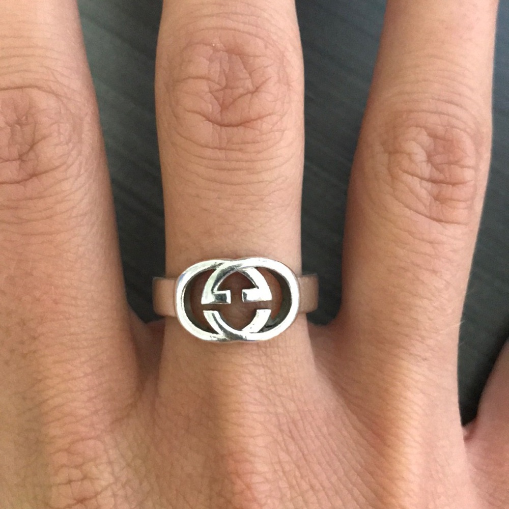 Gucci G Logo Ring